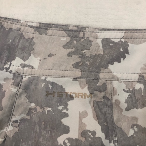 Under Armour Storm HeatGear Loose Snow White Camo Swim Board Shorts Mens 30. - Picture 3 of 10